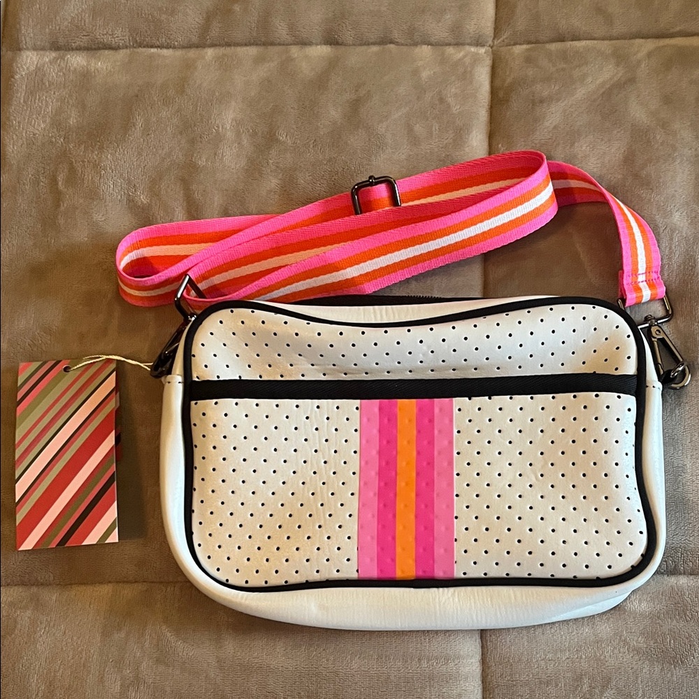 NWT Neoprene Purse - Picture 2 of 7
